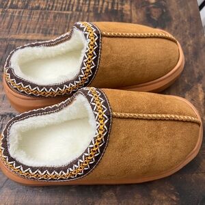 Cozy Women’s Tan  Slippers with Embroidered Trim